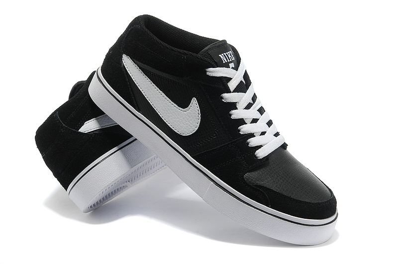 NIKE RUCKUS MID LR [R. 01] - Cliquez sur l'image pour la fermer
